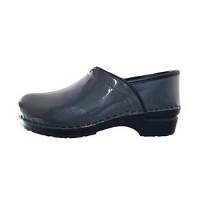 BJORK PRO ELSA Grey Patent Leather Clogs